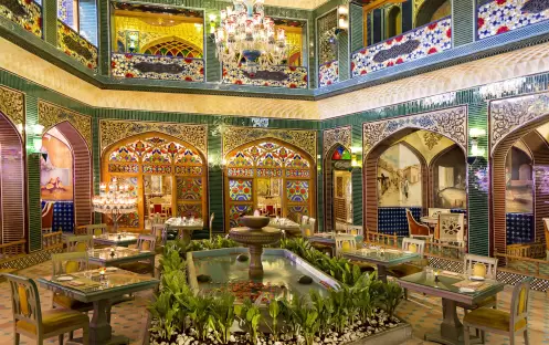 Parisa Souq Waqif Parisa Souq Waqif